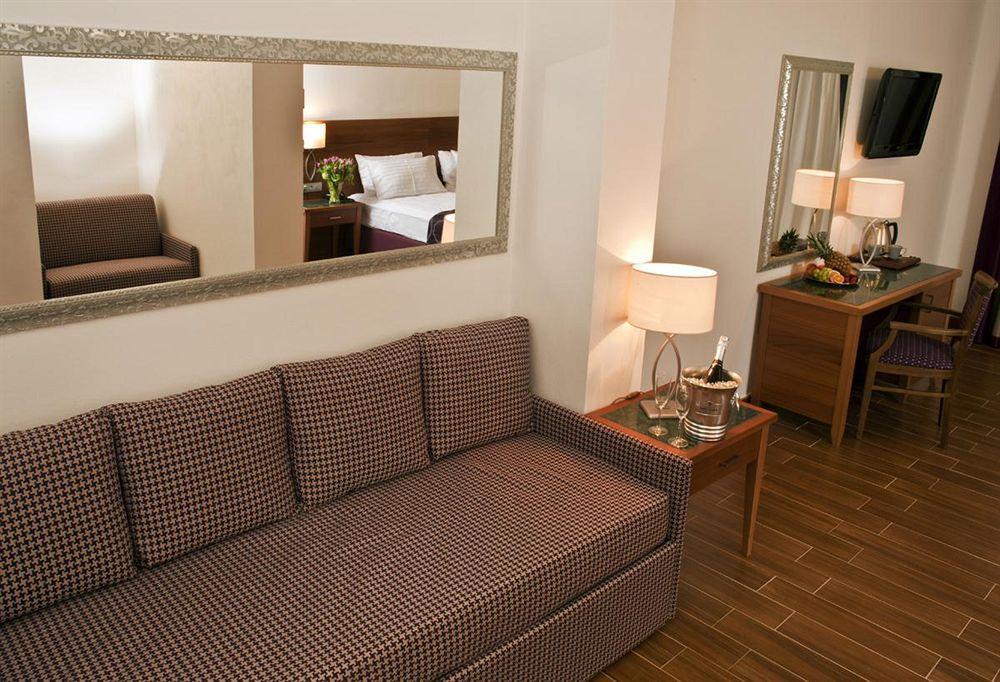 Hotel Galileo Praha Ruang foto