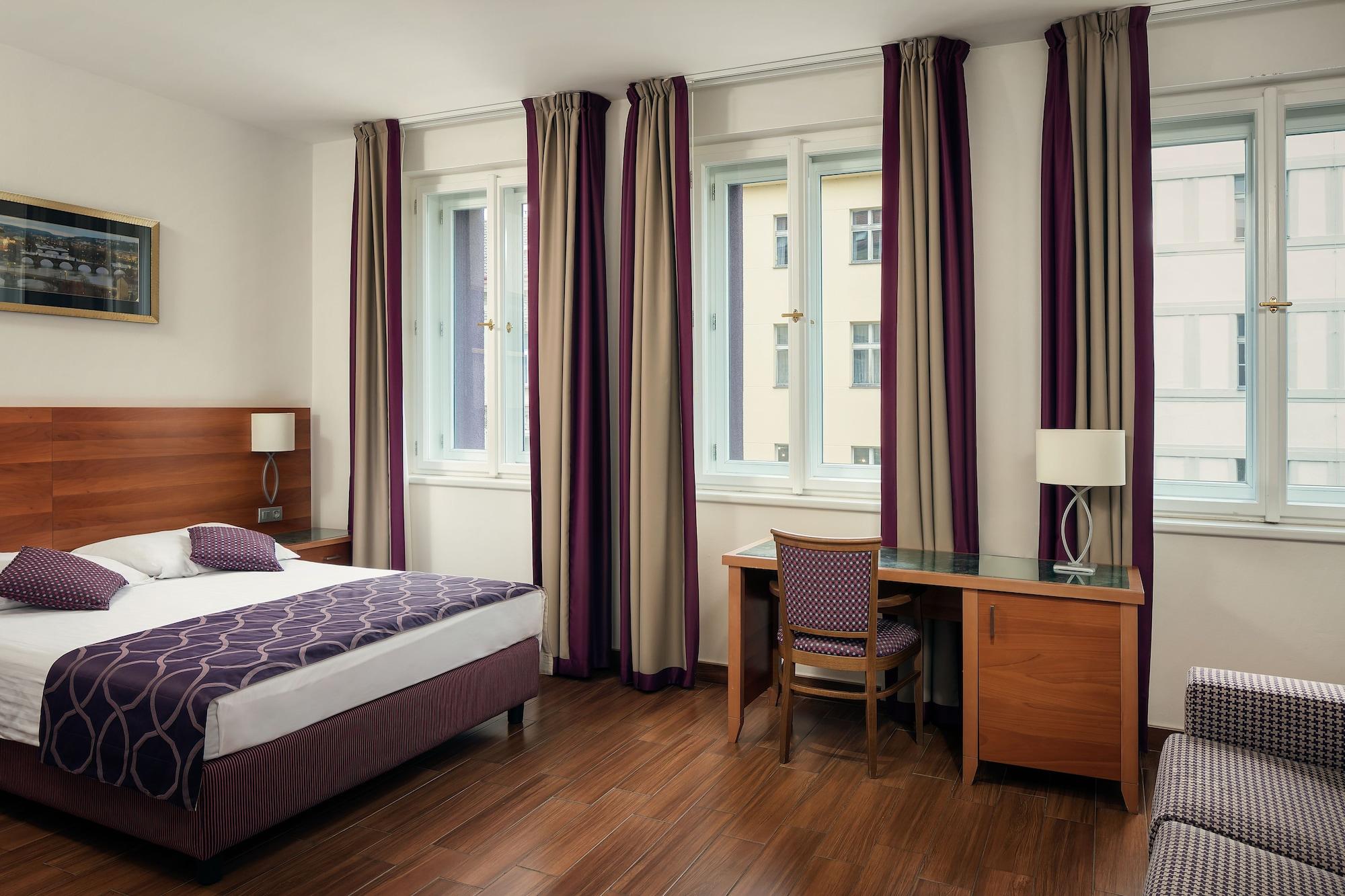 Hotel Galileo Praha Bagian luar foto